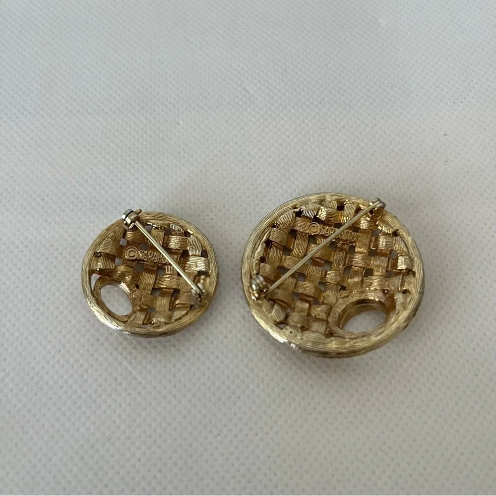 Vintage Sarah Coventry Gold Tone Basket Weave Brooches Set of 2